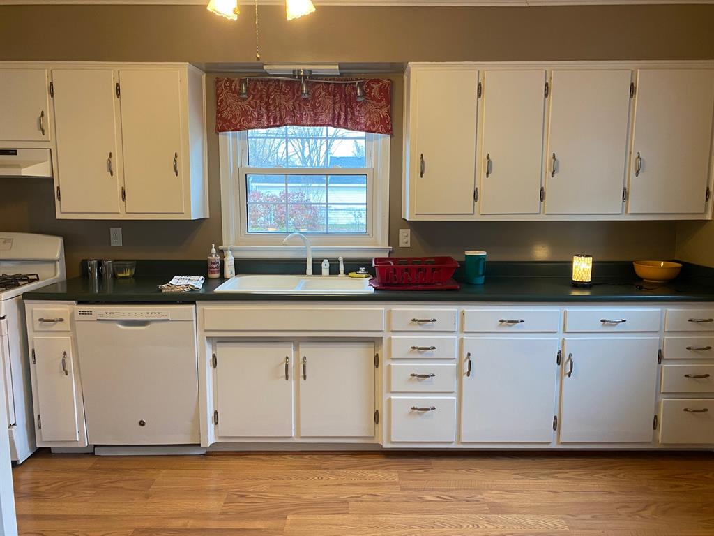 3322 Maple Road Anderson, IN 46011 - Photo 11 of 26 Gallery Image 11