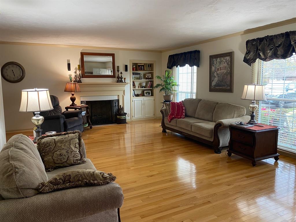 3322 Maple Road Anderson, IN 46011 - Photo 7 of 26 Gallery Image 7