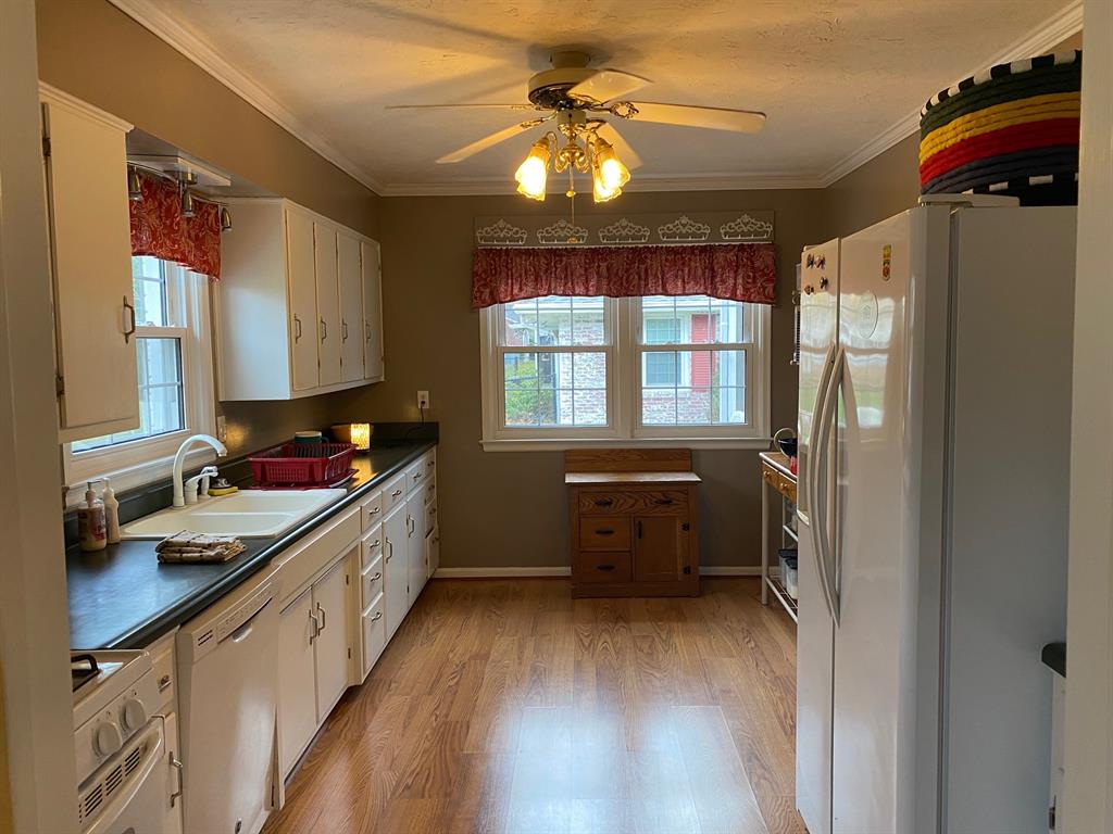 3322 Maple Road Anderson, IN 46011 - Photo 10 of 26 Gallery Image 10