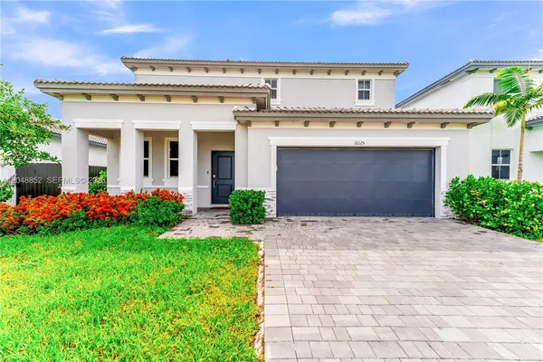 $795,000 | 16125 Southwest 149th Avenue, Miami, FL 33187