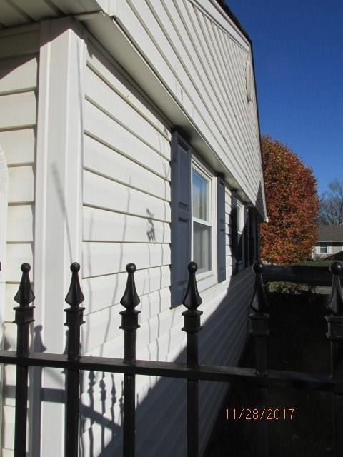 1506 Roberts Road Franklin, IN 46131 - Photo 3 of 15 Gallery Image 3