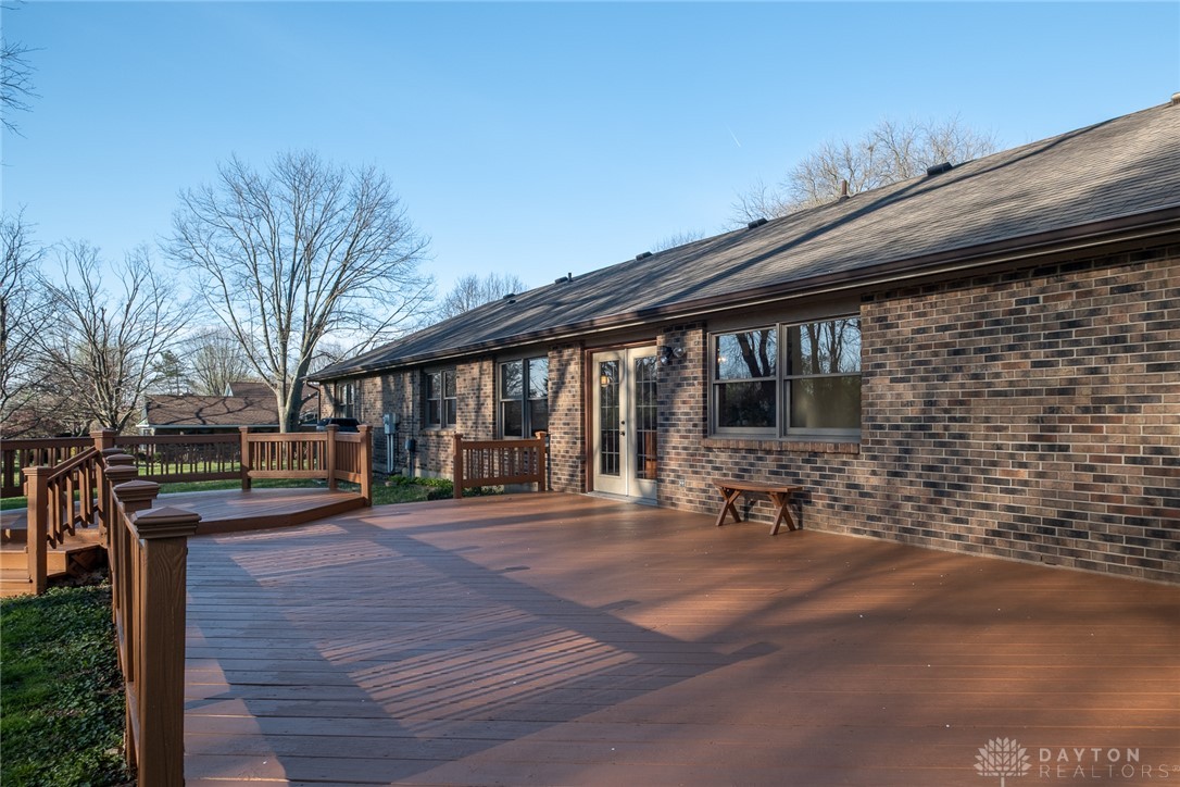 276 South Fairfield Road Bellbrook, OH 45305 - Photo 35 of 38 This spacious deck offers abundant outdoor living space for entertaining.