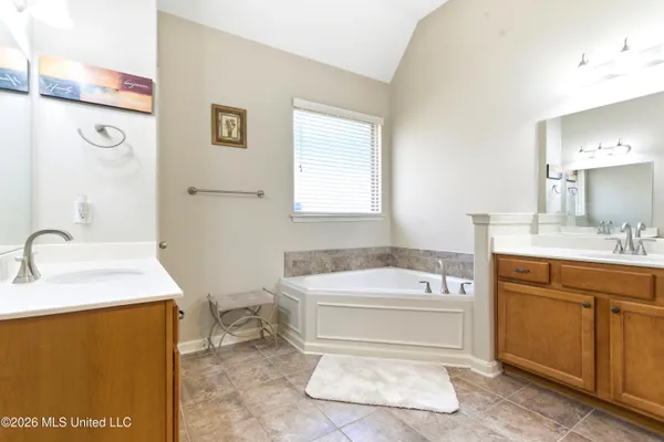 $330,000 | 8721 Wood Thrush Drive, Olive Branch, MS 38654