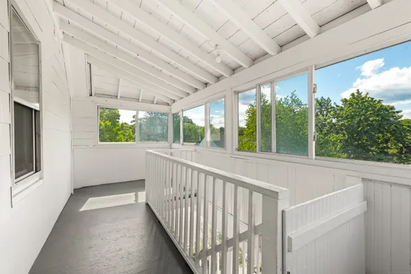 $2,600 | 318 Suburban Avenue, Fairfield, CT 06825