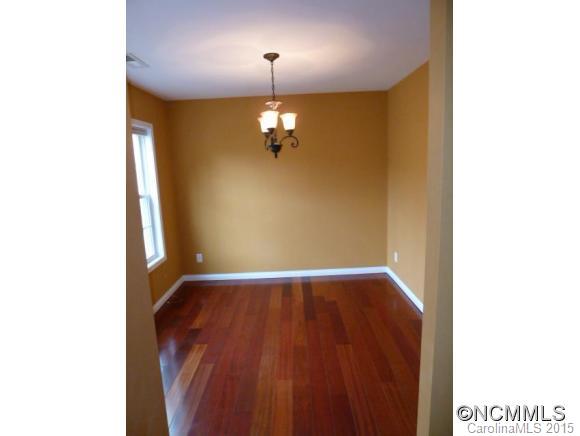 65 Pinewood Road Asheville, NC 28805 - Photo 4 of 11 Gallery Image 4