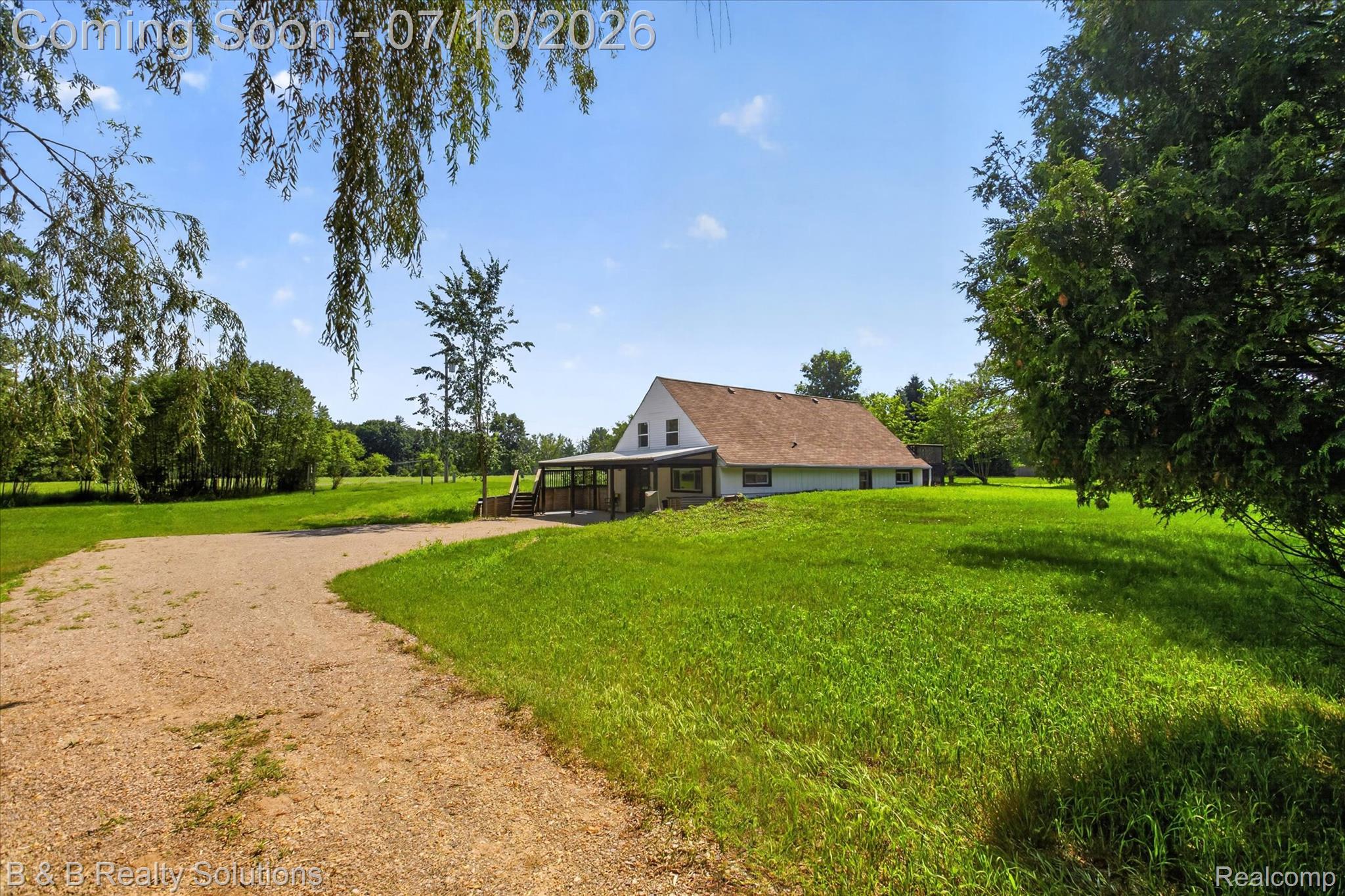 1564 East Burnside Road North Branch, MI 48461 - Photo 23 of 25 04-1564-Burnside-Rd-North-Branch-WindowStill.jpg