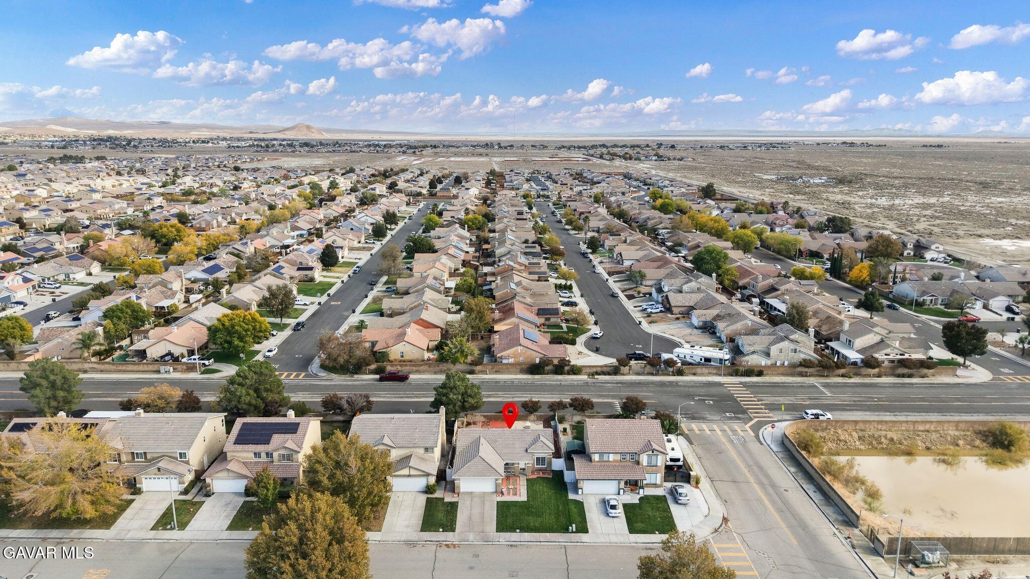 2108 Manchester Street Rosamond, CA 93560 - Photo 4 of 41 a view of a city