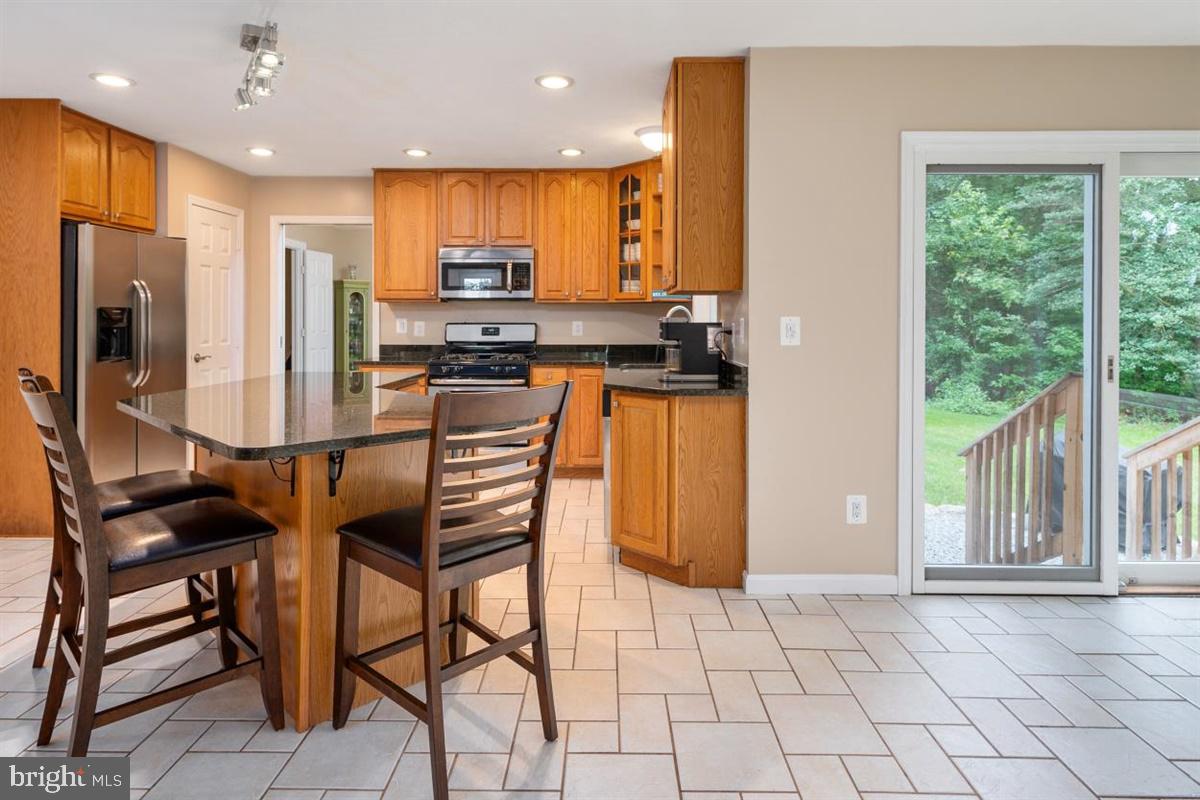 1451 Colony Road Pasadena, MD 21122 - Photo 13 of 48 Kitchen