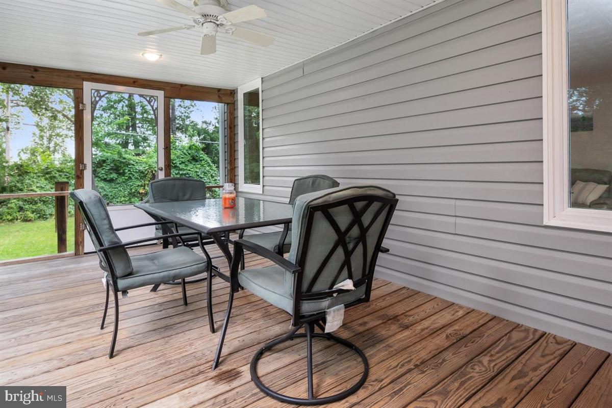 1451 Colony Road Pasadena, MD 21122 - Photo 33 of 48 Screened Porch