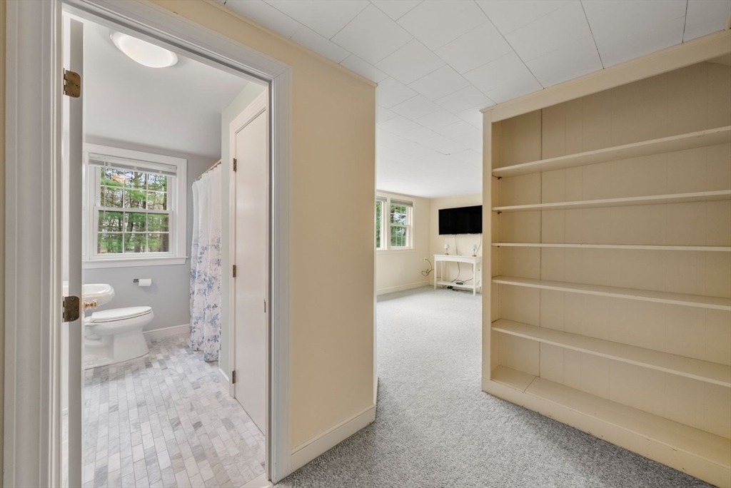 11 Sterling Road Wellesley, MA 02482 - Photo 35 of 42 Gallery Image 35