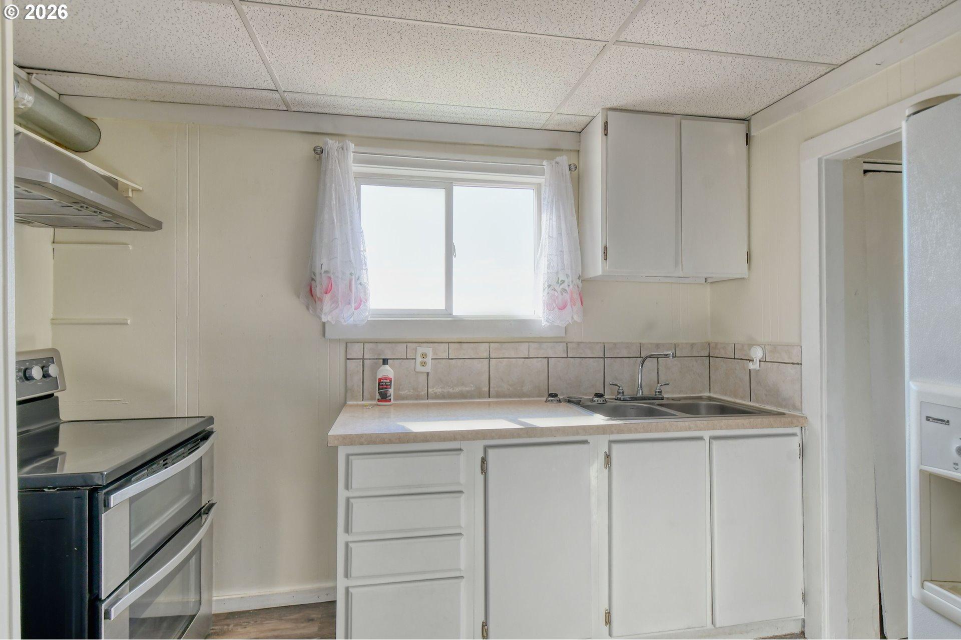 725 Southwest 16th Street Pendleton, OR 97801 - Photo 8 of 24 Gallery Image 8