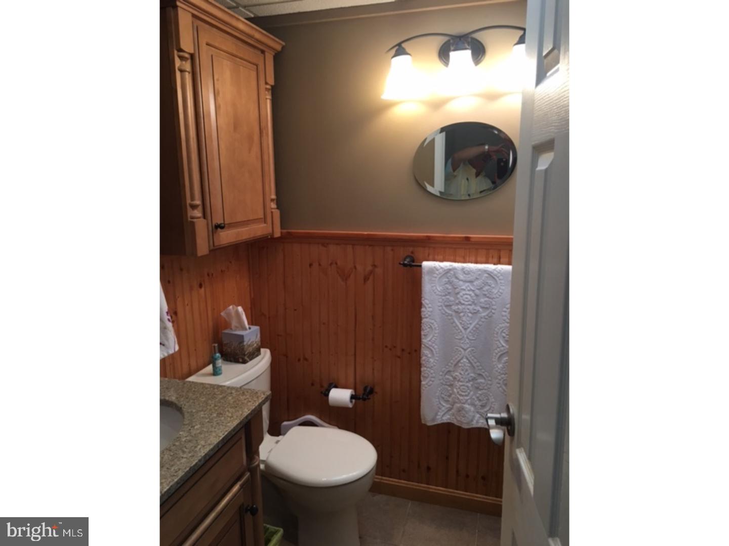 3532 Vinton Road Philadelphia, PA 19154 - Photo 9 of 17 Bathroom