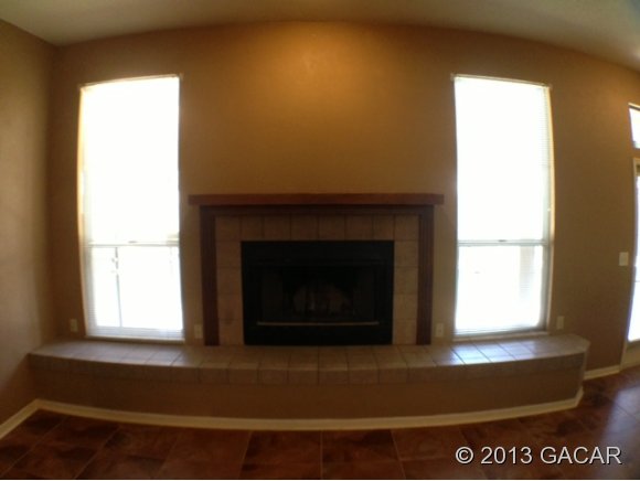 1039 Southwest 82 Terrace Gainesville, FL 32607 - Photo 3 of 11 Gallery Image 3