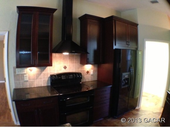 1039 Southwest 82 Terrace Gainesville, FL 32607 - Photo 6 of 11 Gallery Image 6