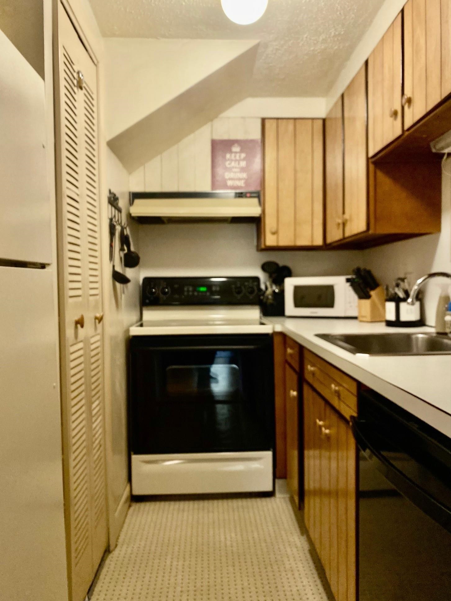 28 Stratton West Road, Unit 28 Winhall, VT 05340 - Photo 13 of 26