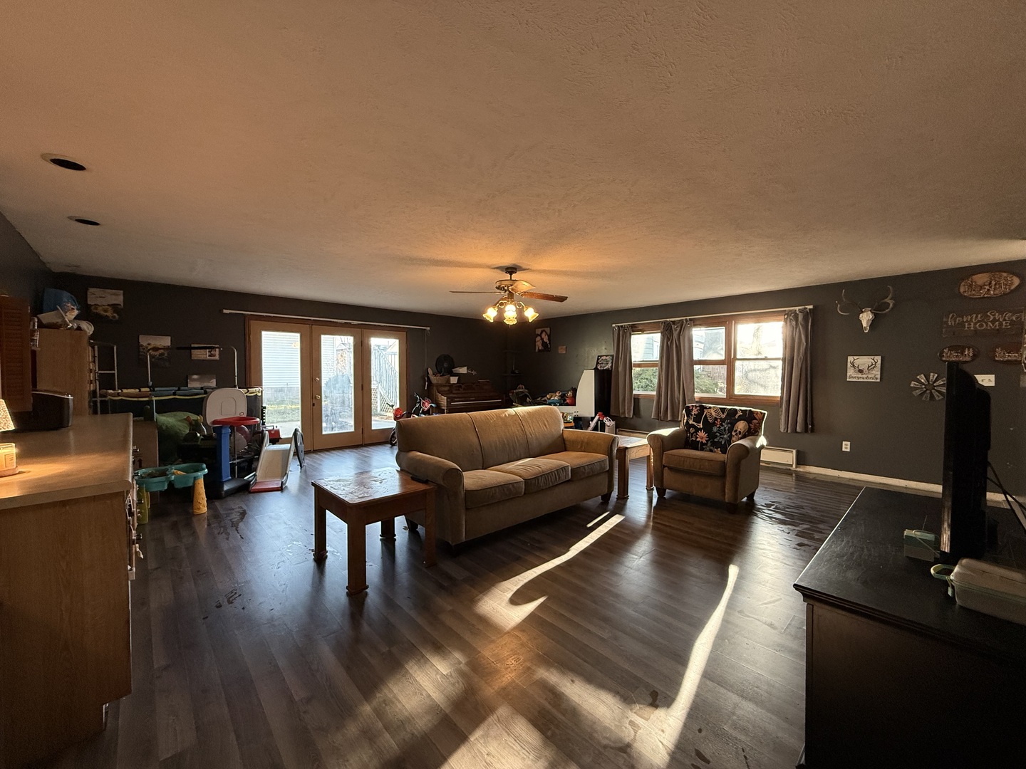 301 South Walnut Street Clinton, IL 61727 - Photo 8 of 27