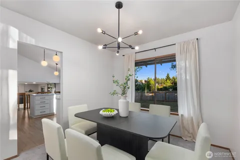 $800,000 | 619 South 31st Street, Renton, WA 98055