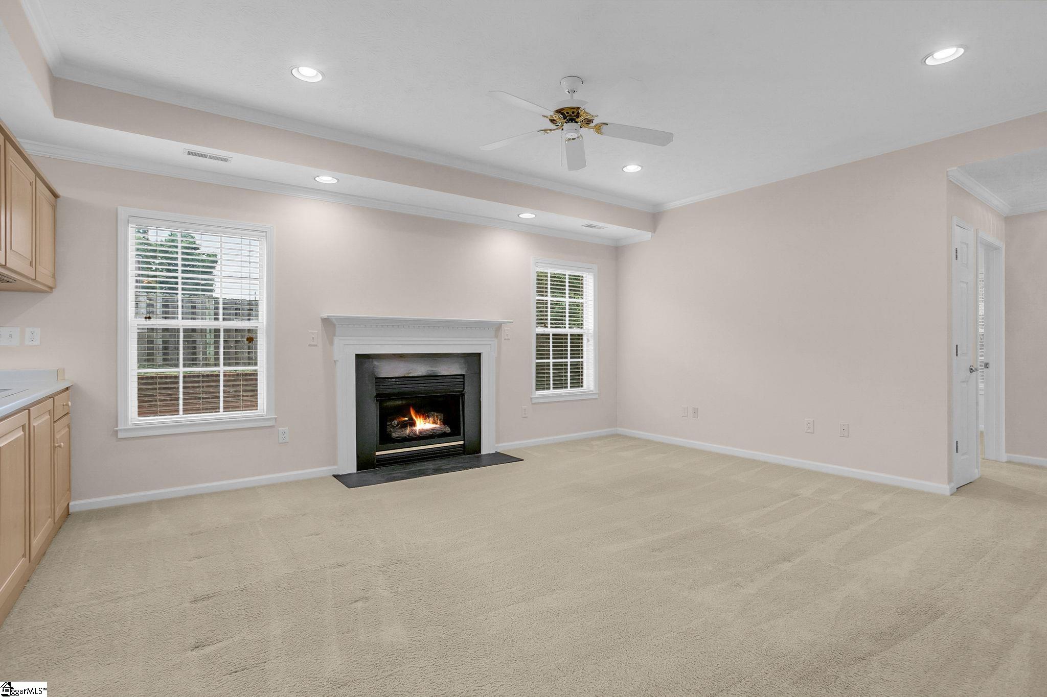 100 Carmen Way Easley, SC 29642 - Photo 6 of 29