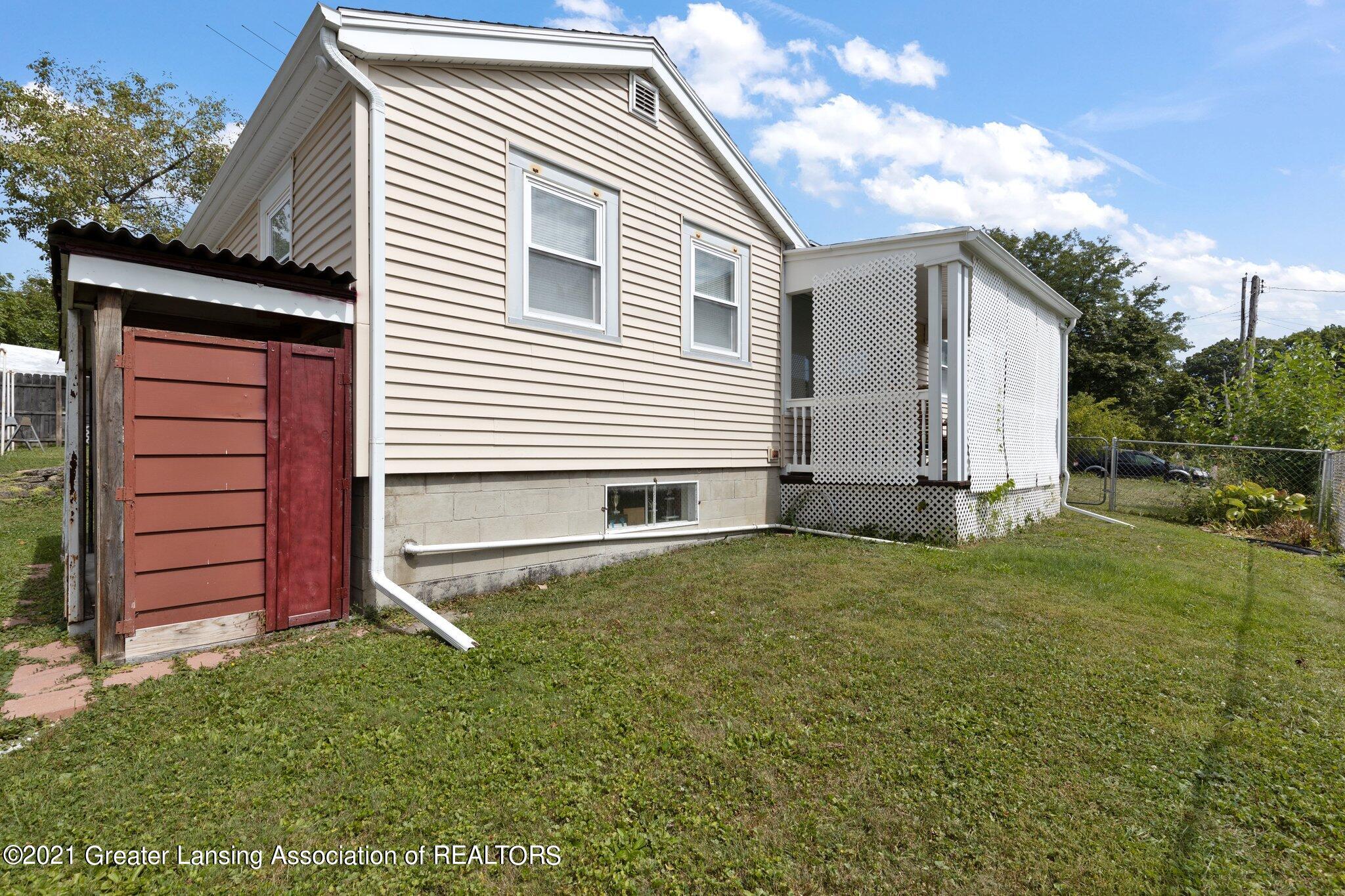 911 Gould Road Lansing, MI 48917 - Photo 22 of 24 9-web-or-mls-1P6A0566