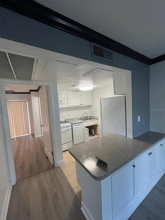 131 Water Front Way, Unit 150 Altamonte Springs, FL 32701 - Photo 4 of 12