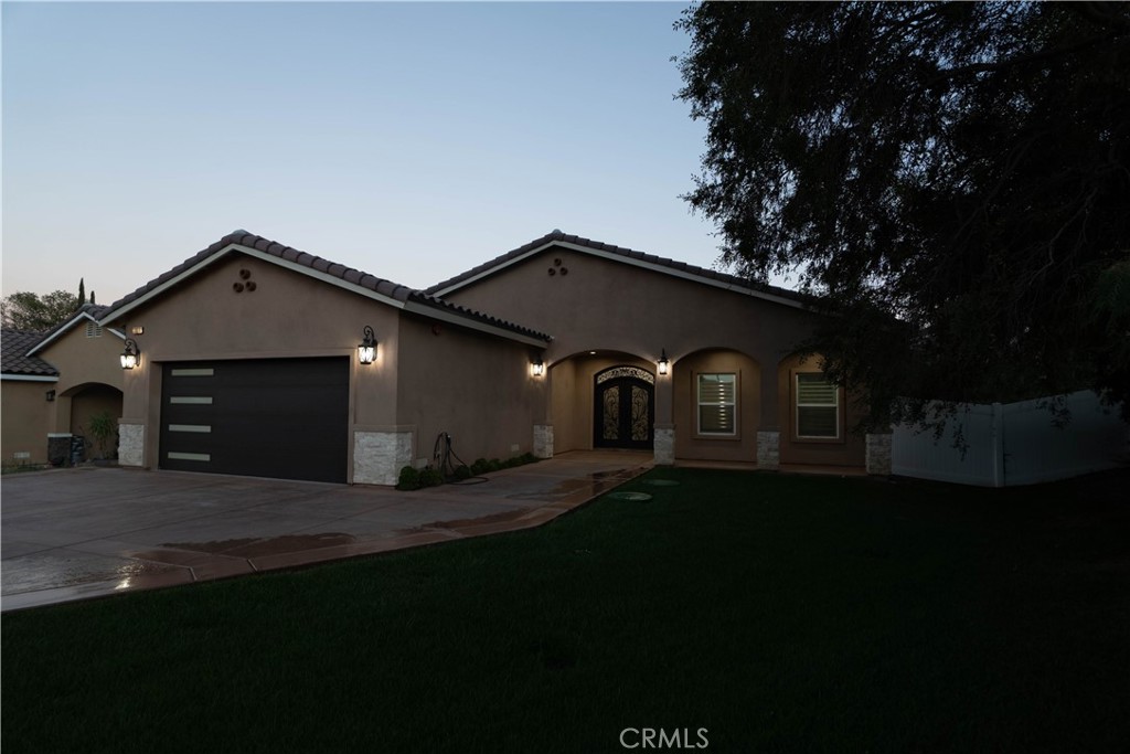 5954 Clifton Boulevard Riverside, CA 92504 - Photo 4 of 51 Gallery Image 4
