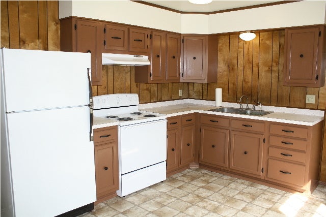 141 Shady Grove Road Rupert, WV 25984 - Photo 4 of 26 Appliances convey