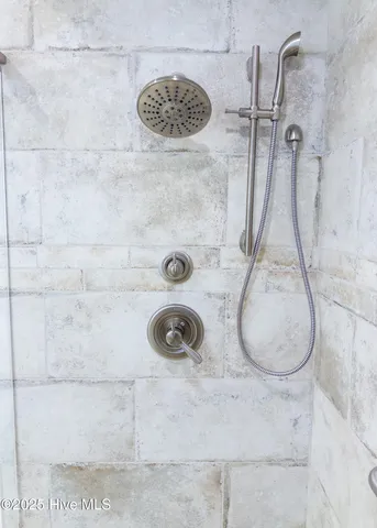 $700,000 | 8335 Vintage Club Circle, Wilmington, NC 28411