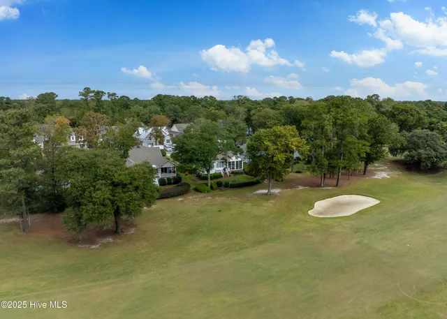 $700,000 | 8335 Vintage Club Circle, Wilmington, NC 28411
