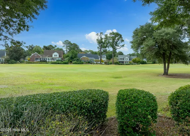 $700,000 | 8335 Vintage Club Circle, Wilmington, NC 28411