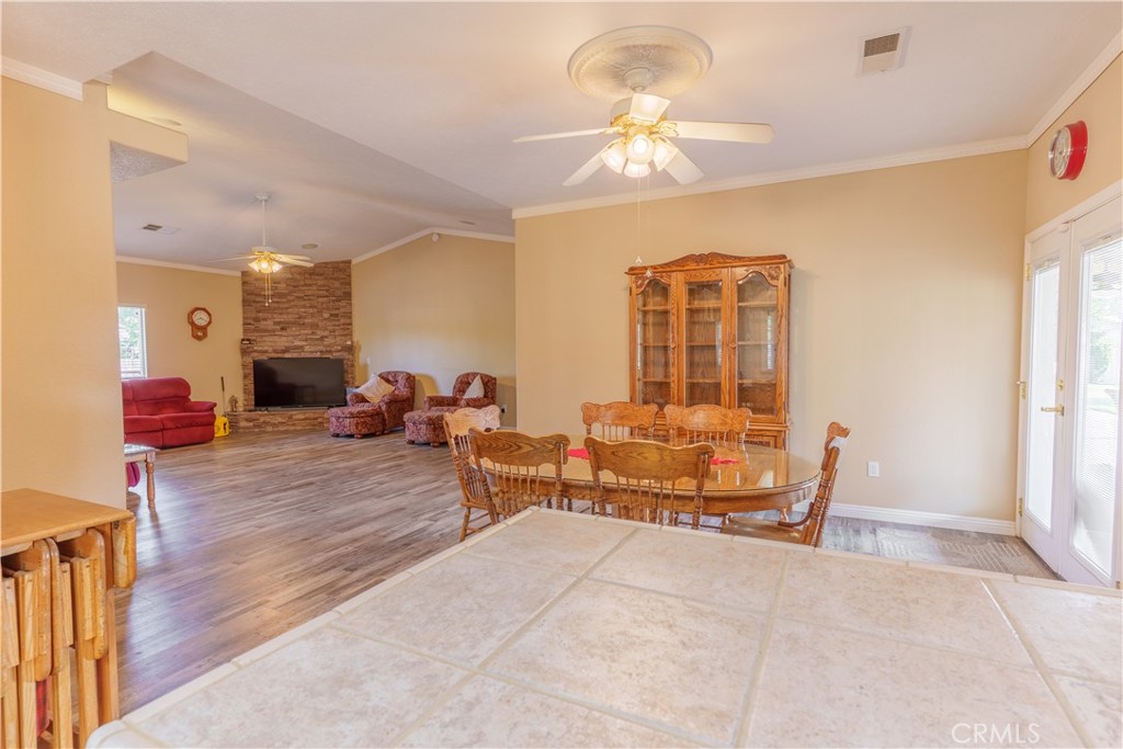 26261 Haley Way Madera, CA 93638 - Photo 5 of 49