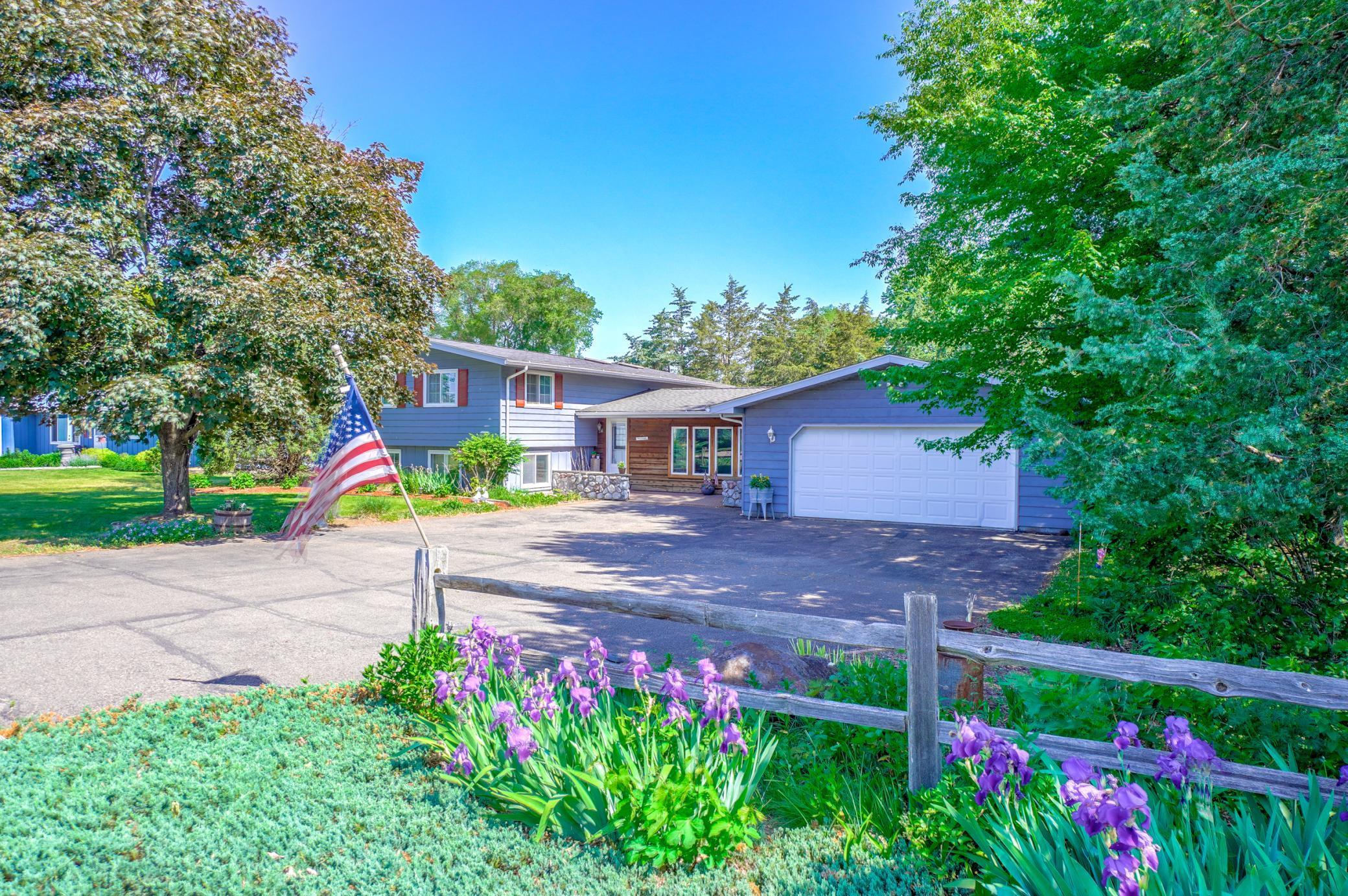 1096 Monroe Street Prescott, WI 54021 - Photo 1 of 1 Gallery Image 1