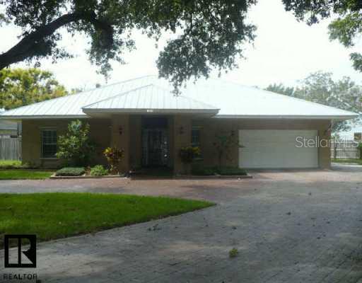 1829 Lakeview Road Clearwater, FL 33764 - Photo 1 of 1 Exterior Front