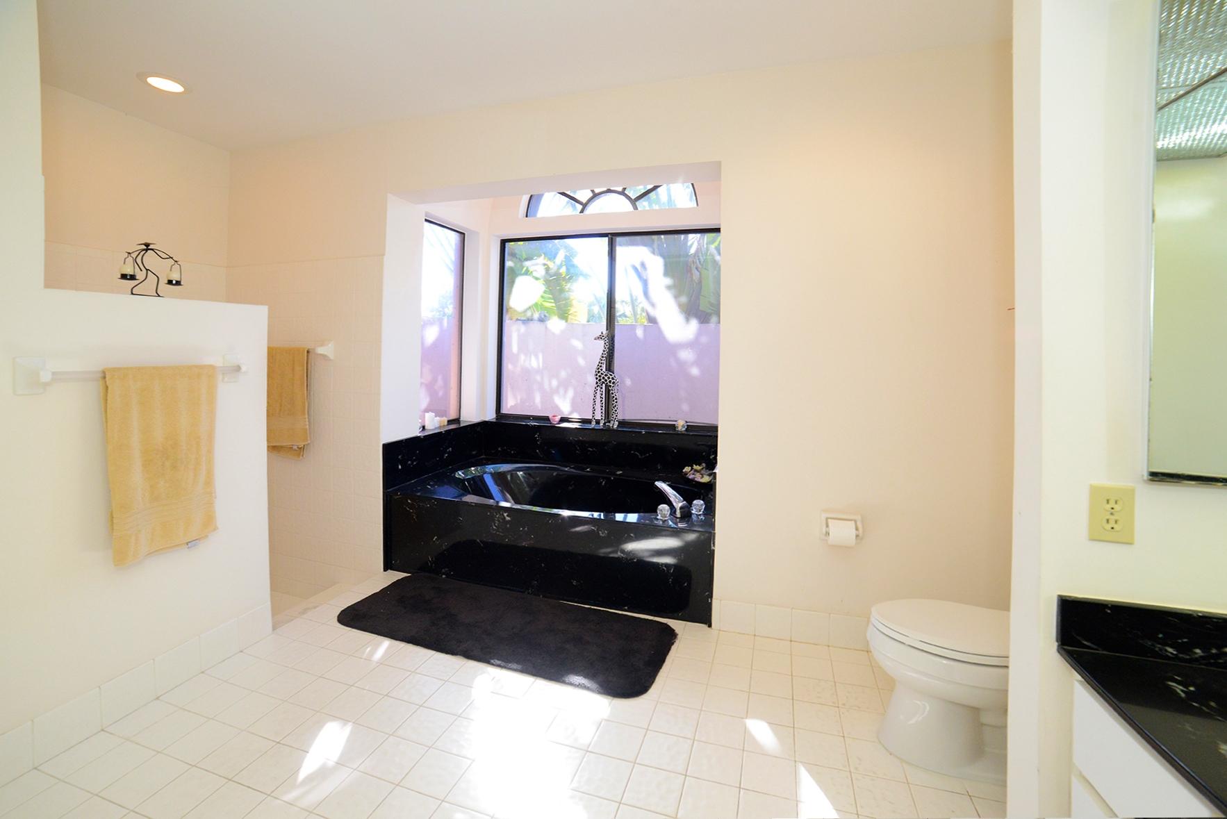 20069 Back 9 Drive Boca Raton, FL 33498 - Photo 19 of 30 Master Bath