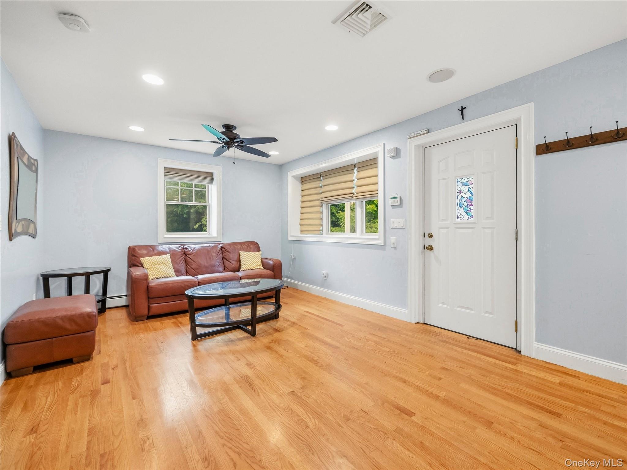 2 Hempstead Lane Spring Valley, NY 10977 - Photo 4 of 35
