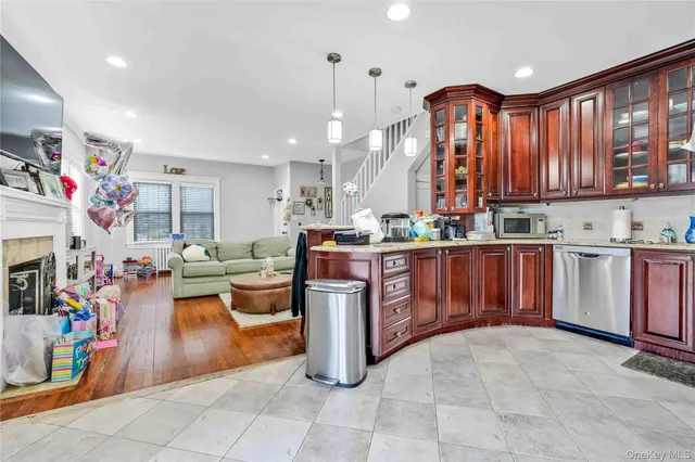 $1,698,000 | 160-08 12th Road | Beechhurst