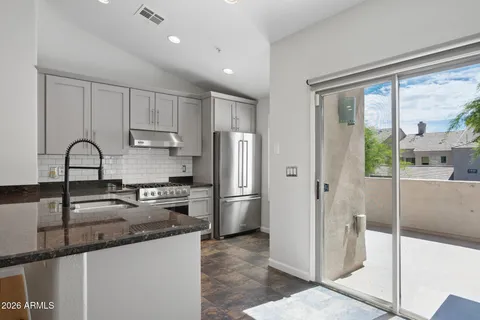 $542,000 | 7520 East Earll Drive, Unit 44, Scottsdale, AZ 85251