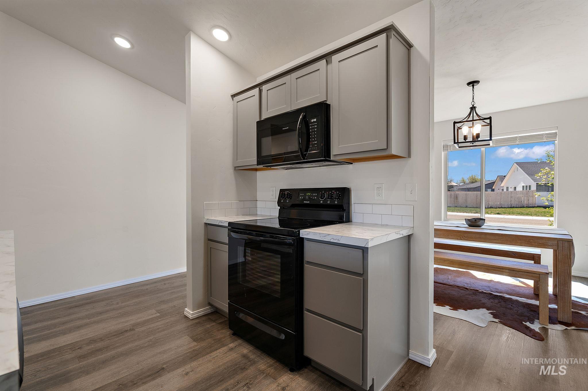 13556 Pierce Court Caldwell, ID 83607 - Photo 7 of 22