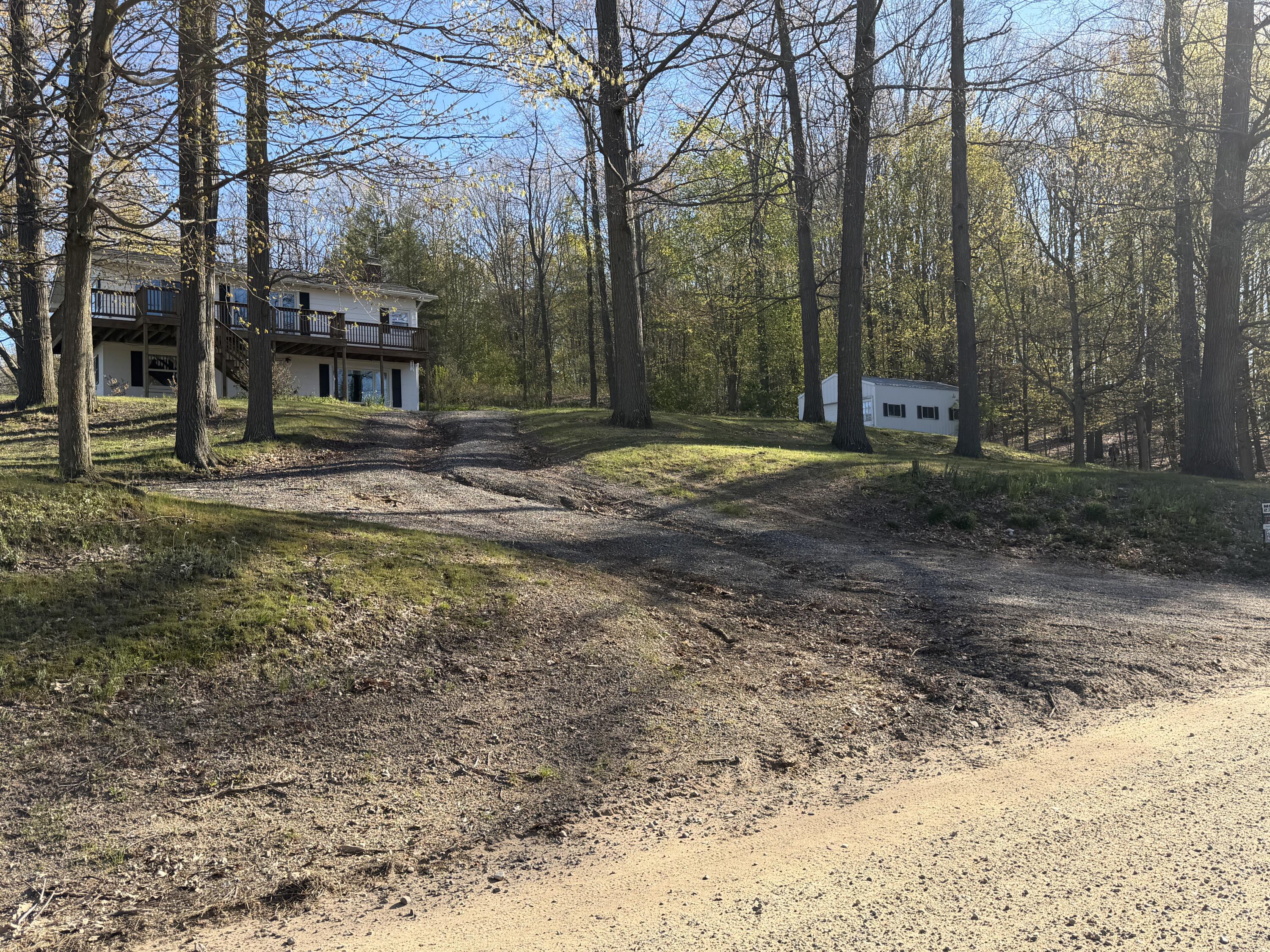 2290 East Warren Road Shelby, MI 49455 - Photo 1 of 32 front view