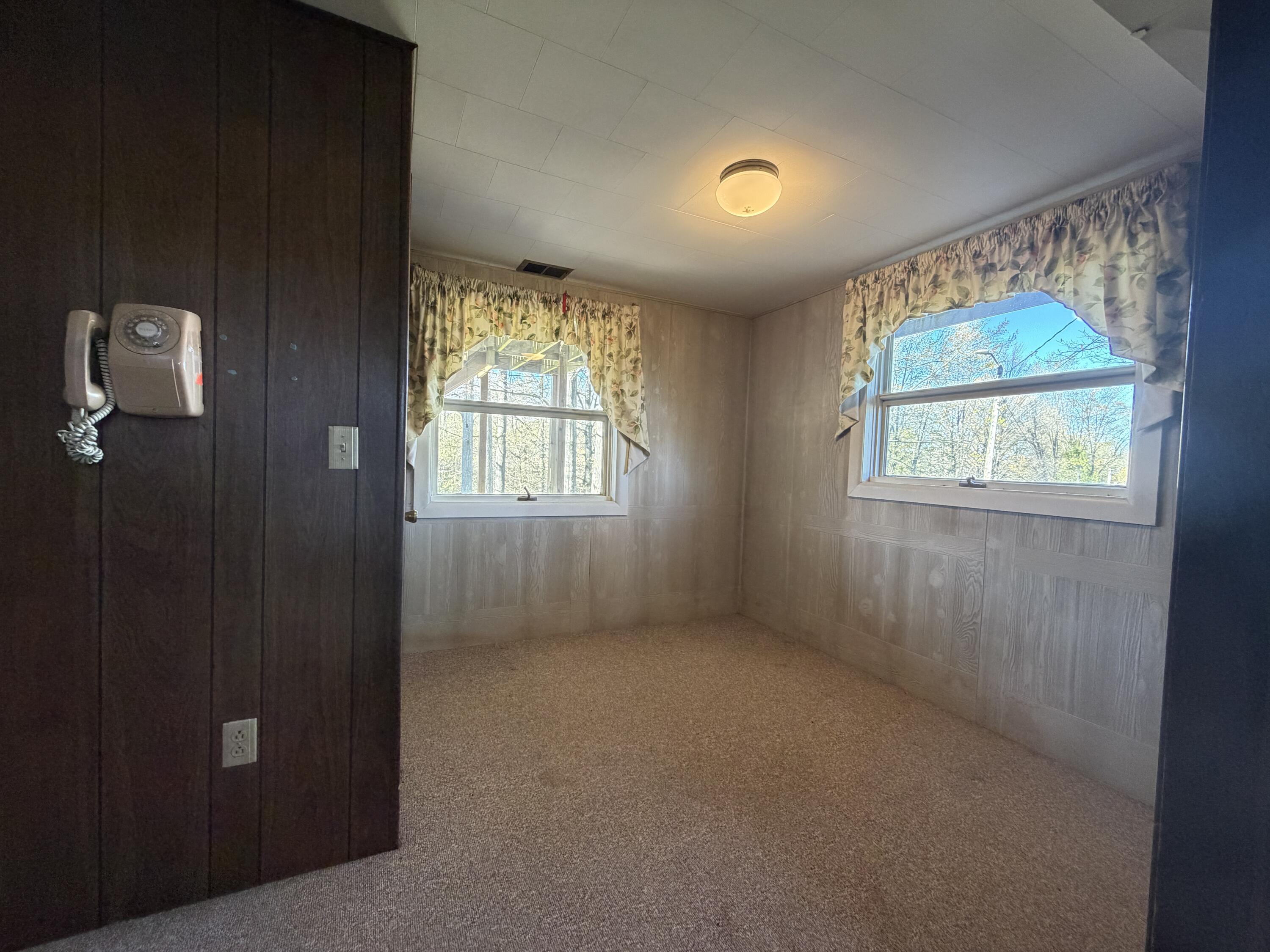 2290 East Warren Road Shelby, MI 49455 - Photo 17 of 32 IMG_2278