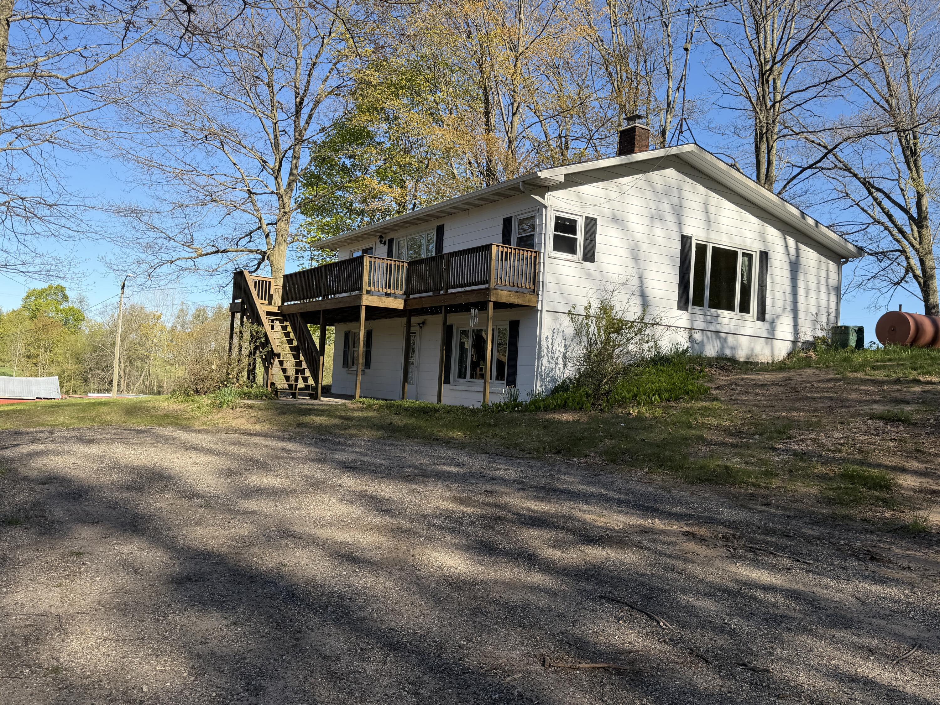 2290 East Warren Road Shelby, MI 49455 - Photo 2 of 32 IMG_2273