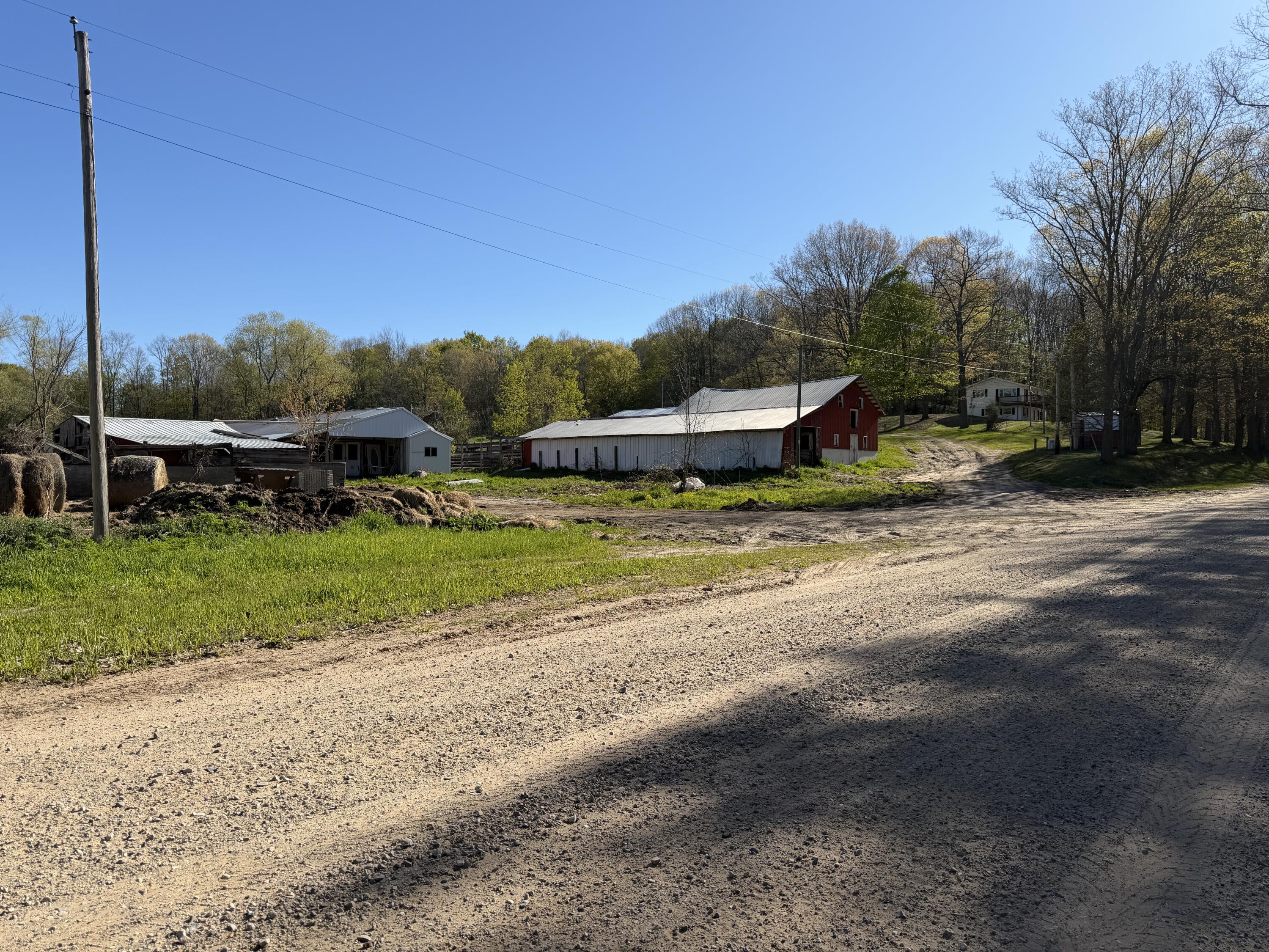 2290 East Warren Road Shelby, MI 49455 - Photo 26 of 32 IMG_2303