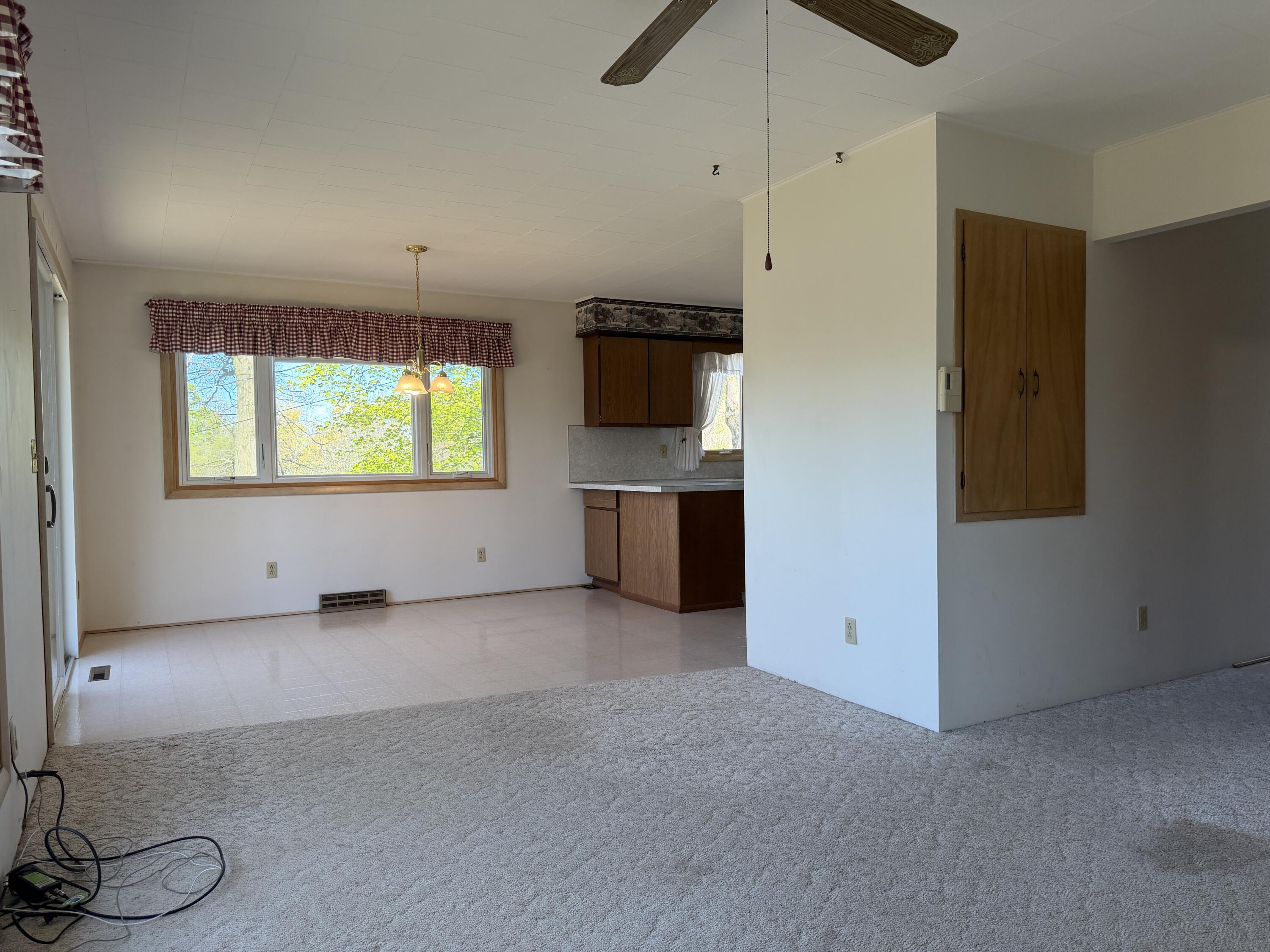 2290 East Warren Road Shelby, MI 49455 - Photo 5 of 32 IMG_2284