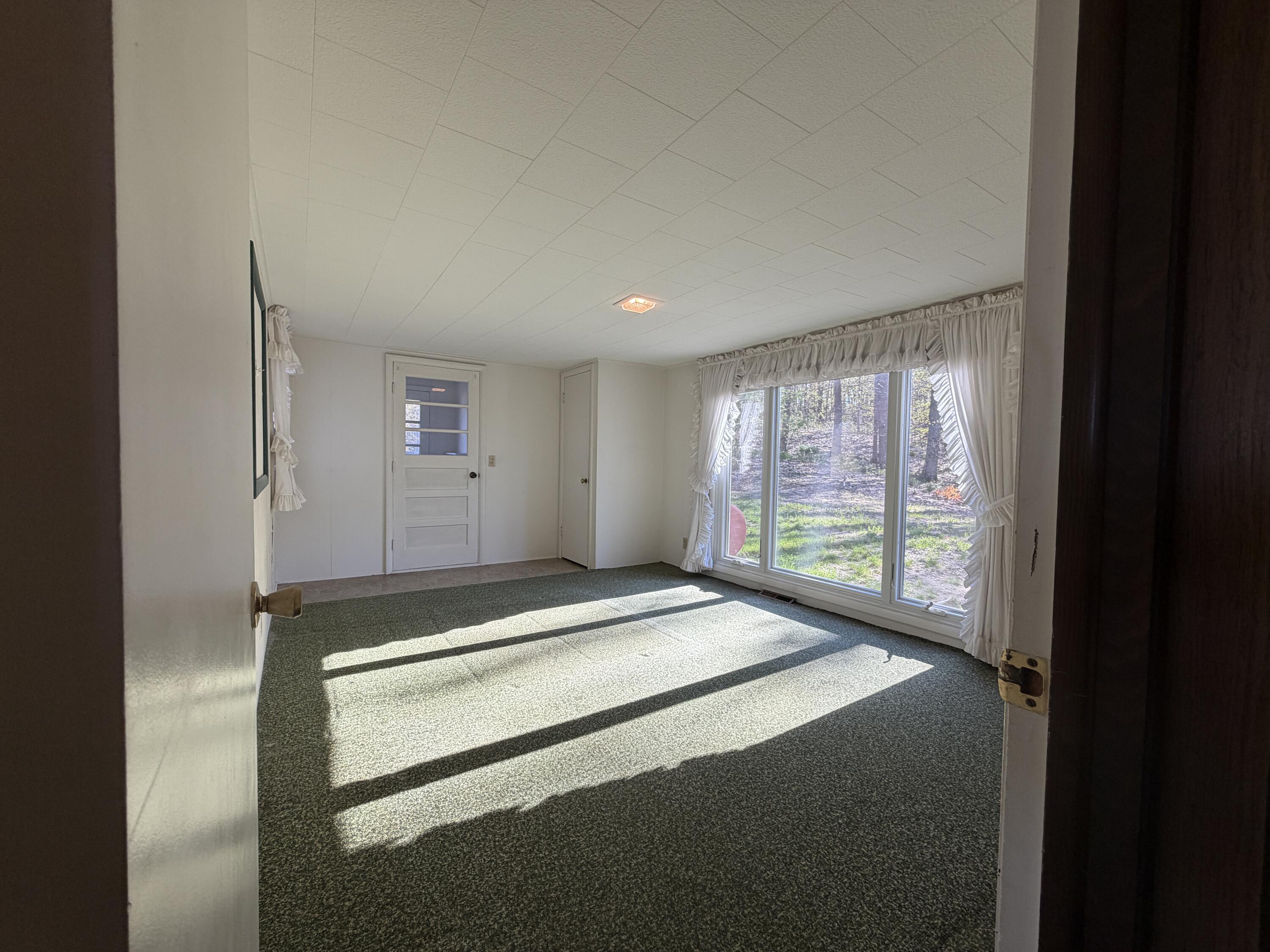 2290 East Warren Road Shelby, MI 49455 - Photo 7 of 32 IMG_2290