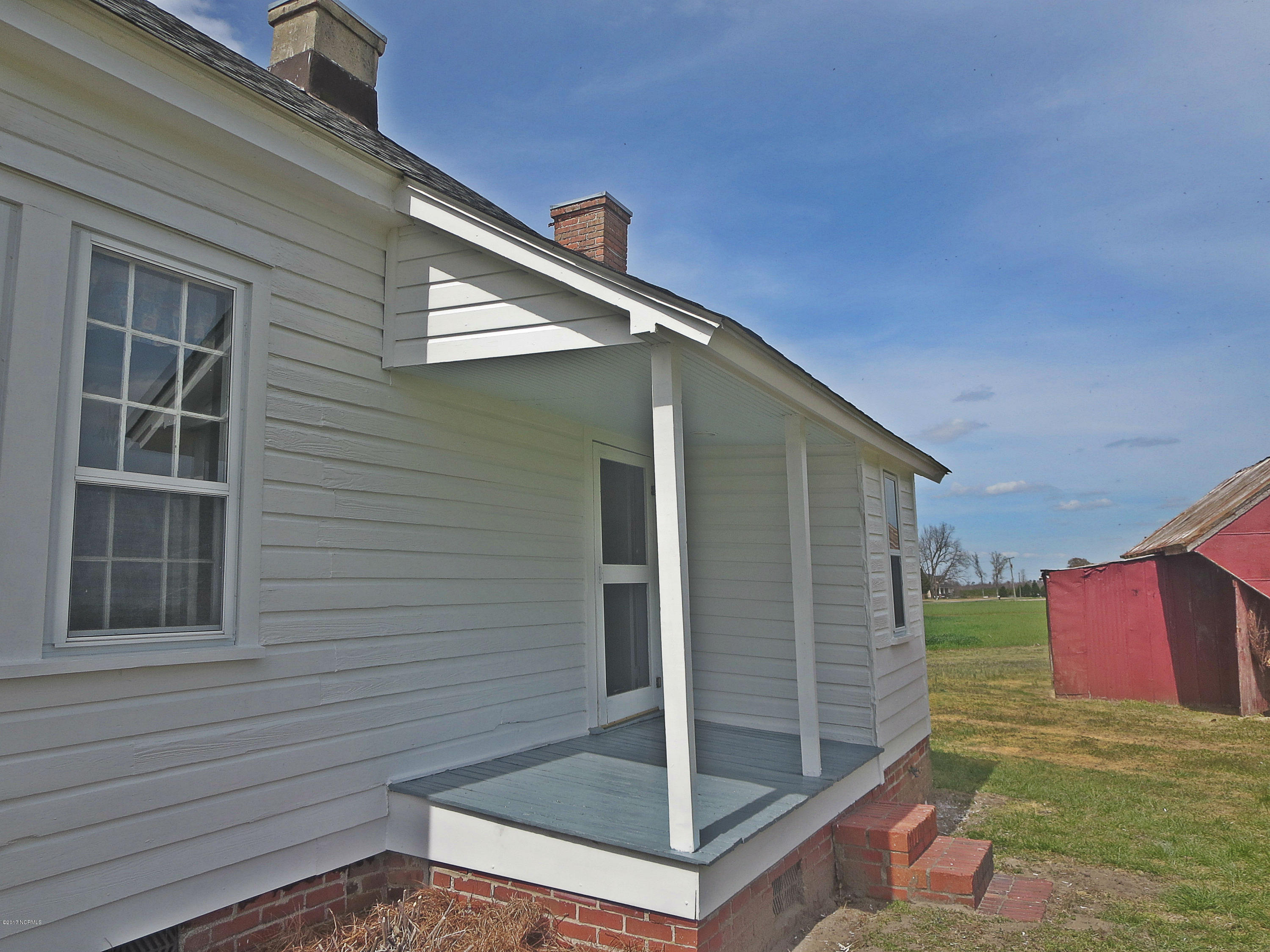 2732 Rocky Hock Road Edenton, NC 27932 - Photo 40 of 45 side stoop