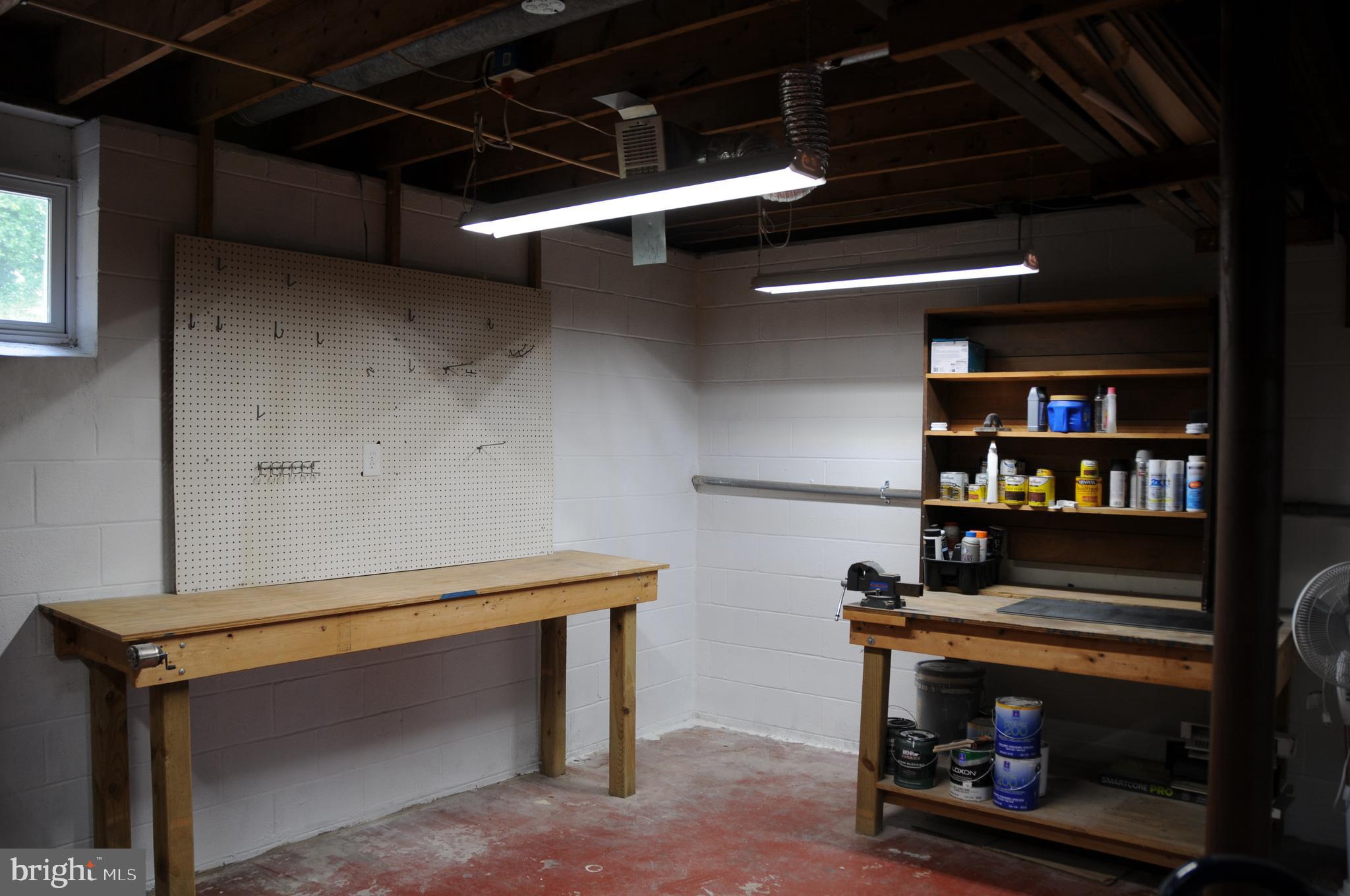 20408 Old York Road White Hall, MD 21161 - Photo 22 of 30 Basement / Workshop
