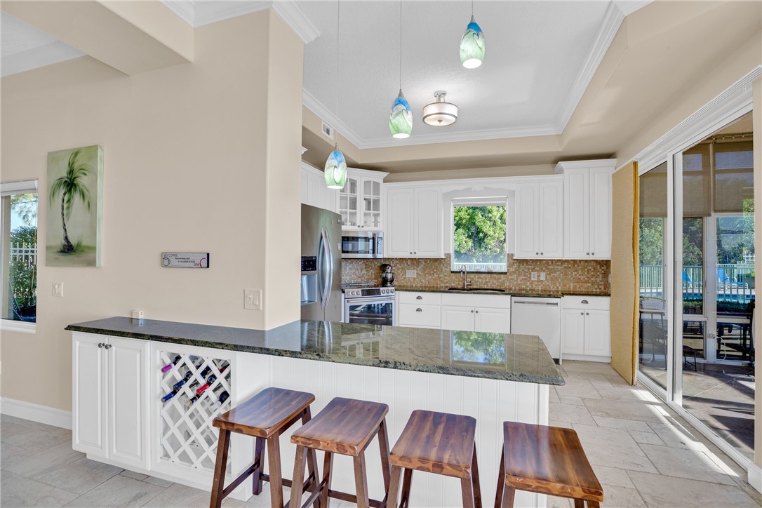 1701 Gulfstream Avenue, Unit 719 Fort Pierce, FL 34949 - Photo 11 of 36