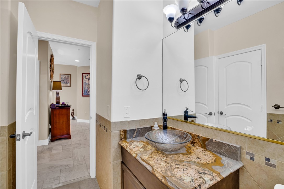 1701 Gulfstream Avenue, Unit 719 Fort Pierce, FL 34949 - Photo 20 of 36