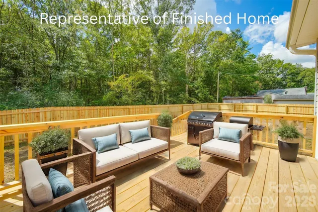 a view of sitting area with furniture