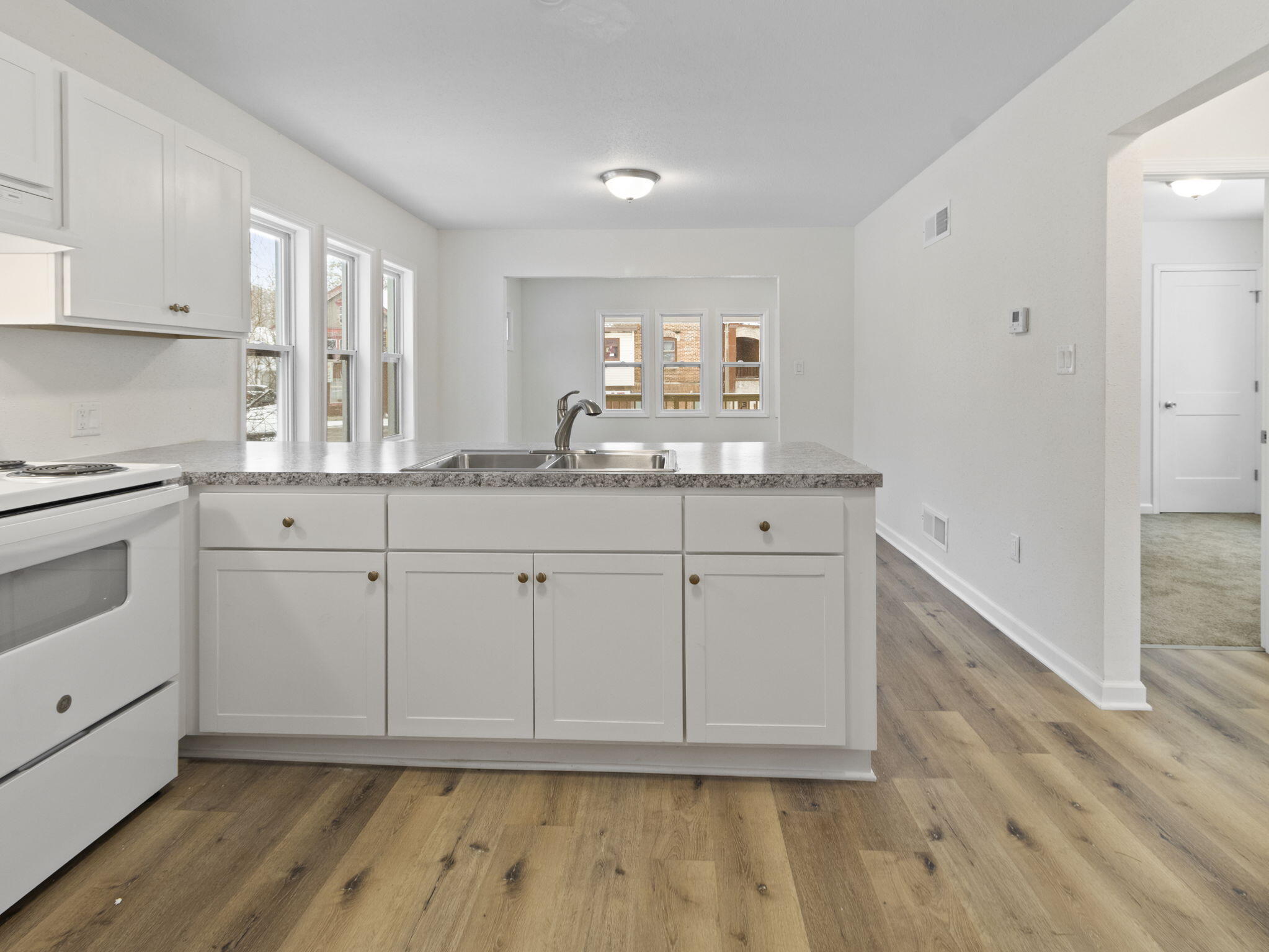 3342 North 24th Street Milwaukee, WI 53206 - Photo 5 of 28 7-web-or-mls-IMG_2892