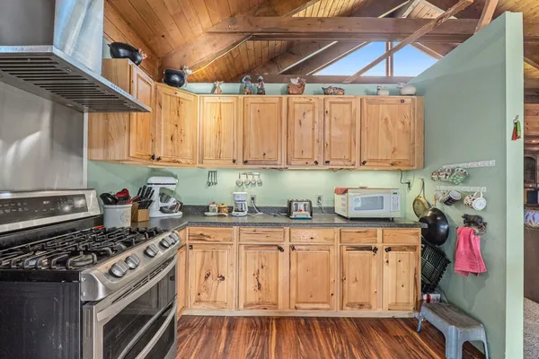 $595,000 | 6271 Miller Mountain Road, Fruitland, WA 99129